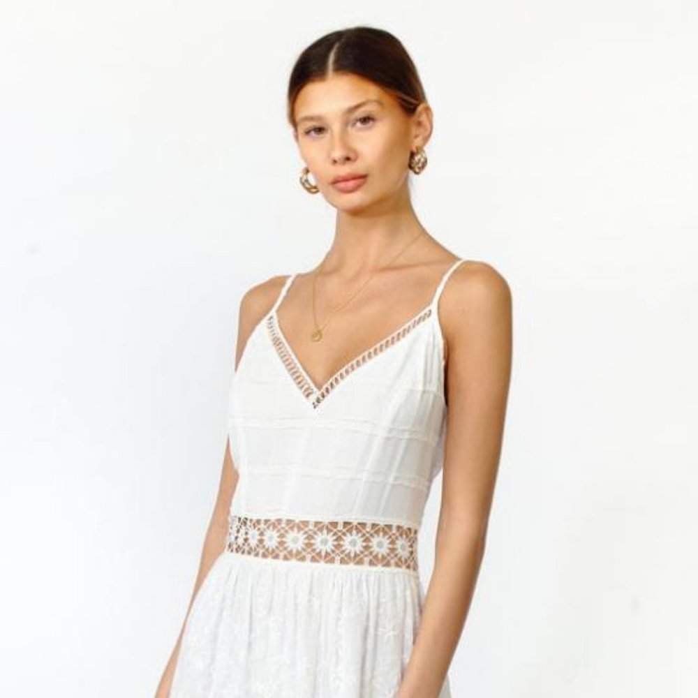 ADELYN RAE   Avery Chiffon Mix Embroidered Midi Dress In White